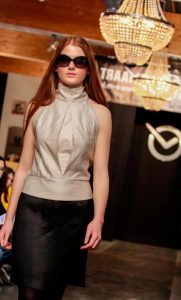 aranas de cristal desfile de moda novios