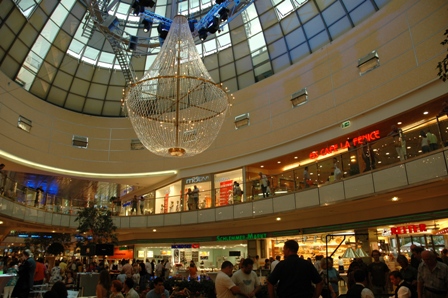 lampara grande apertura Centro Comercial