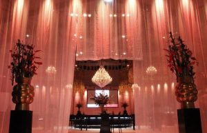 iluminacion para evento hangar para aviones